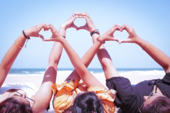 goa, baga beach, girls